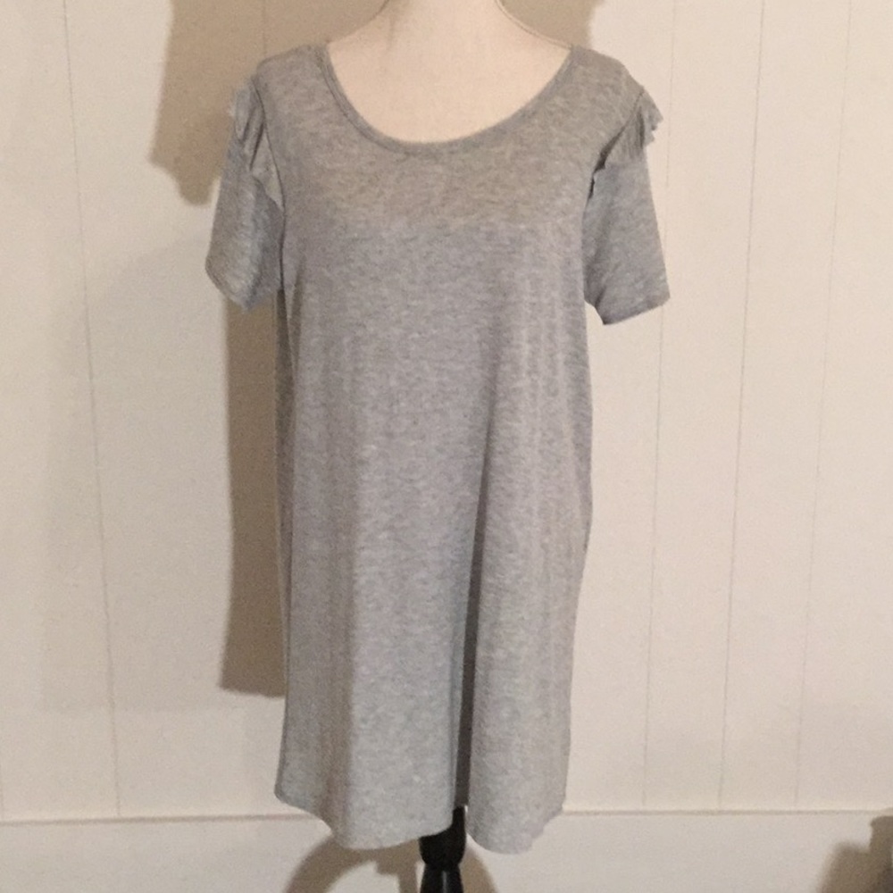 Cool Melon knit ruffle sleeve dress